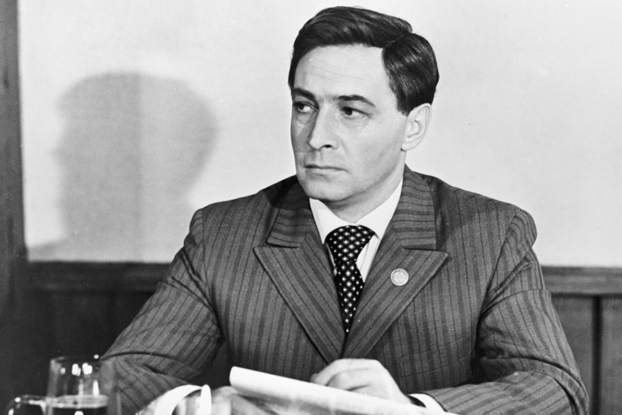 Вячеслав Тихонов